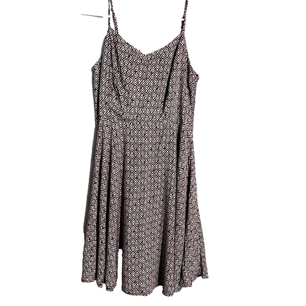 Old Navy Dress Women’s Size Small Y2K Flare Spaghetti Strap Geometric Sundress‎